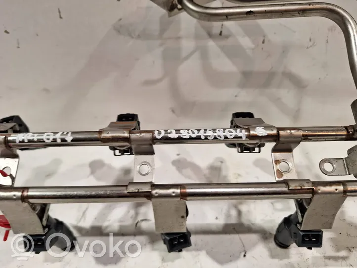 Opel Omega B2 Kraftstoffverteiler Einspritzleiste Verteilerrohr 080168045