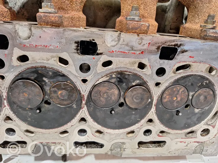 Renault Captur Engine head 110421615R
