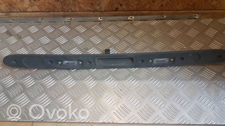 Volvo S60 Takaluukun rekisterikilven valon palkki 31391197