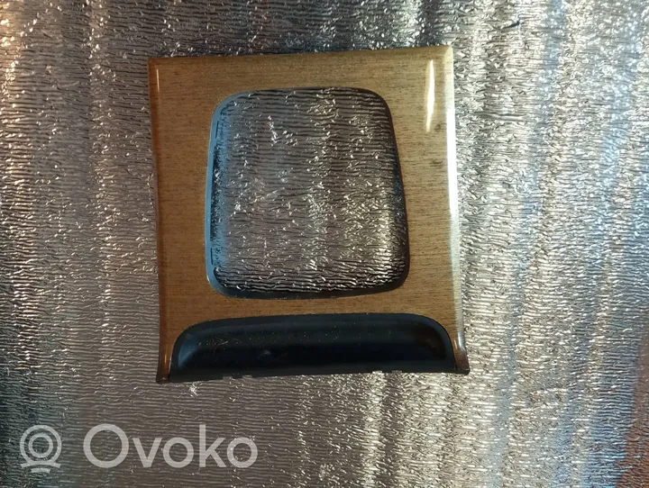 Volvo XC90 Gear shifter surround trim plastic 30672093