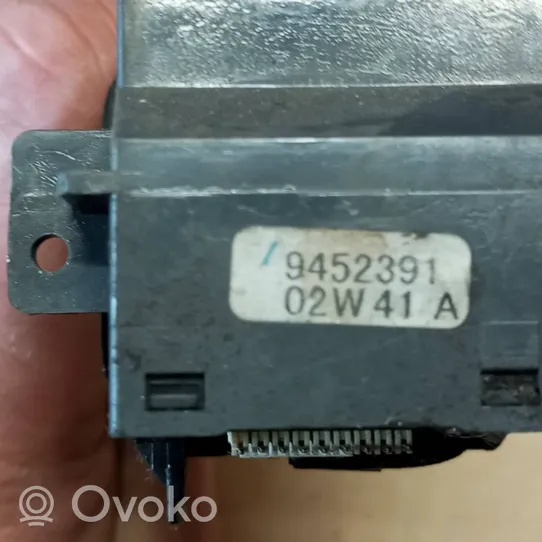 Volvo V70 Stikla tīrītāja vadības pogas kātiņš 9452391