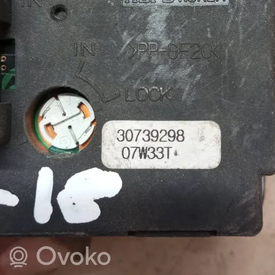 Volvo V50 Przełącznik świateł 30739298