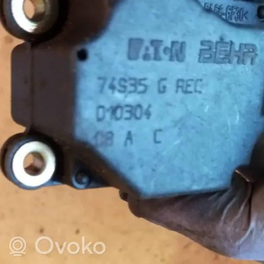 Volvo V70 Oro sklendės varikliukas 74935G