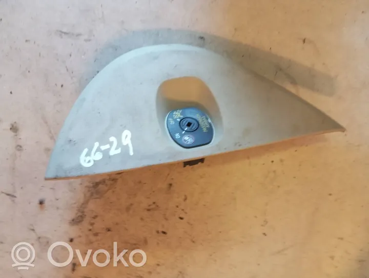 Volvo S60 Rivestimento estremità laterale del cruscotto 30791682