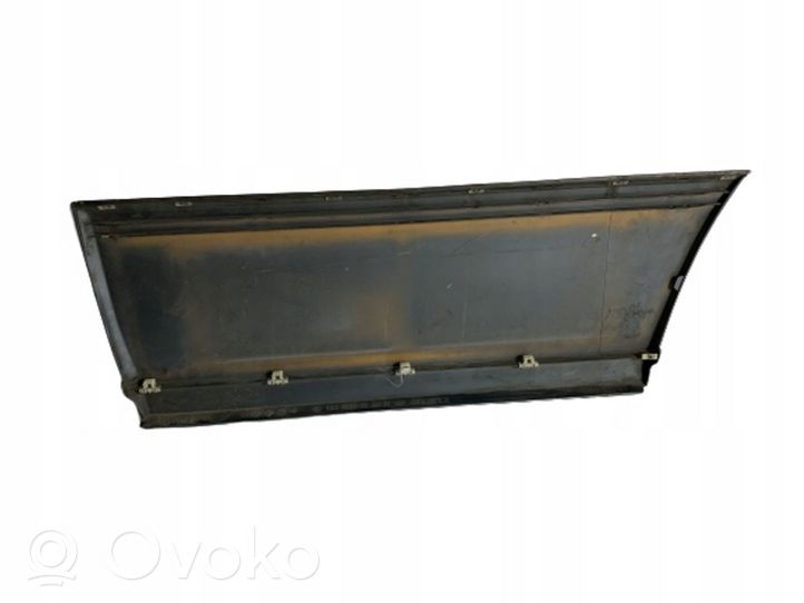 Mercedes-Benz E W124 Moulure de porte arrière 1246901840