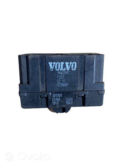 Volvo V70 Seat heating relay 9442947