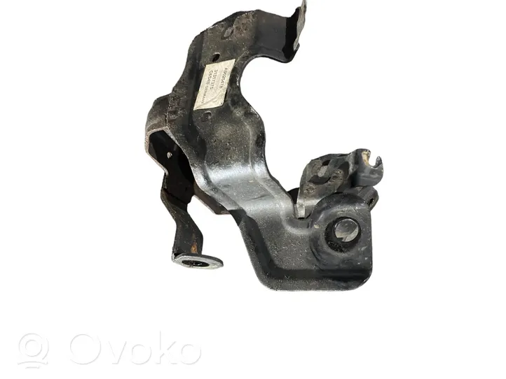 Volvo V70 Supporto di montaggio della pompa del servosterzo 31317375