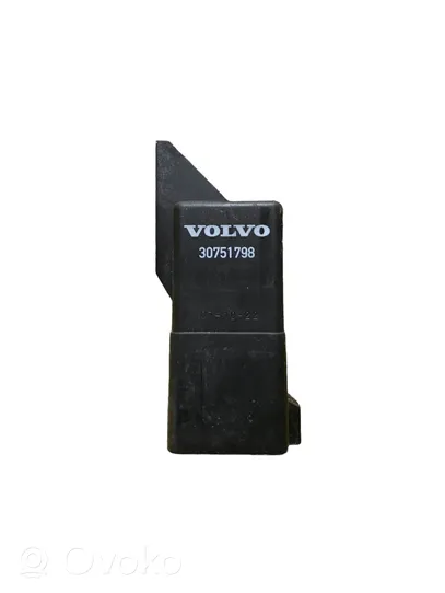 Volvo XC90 Glow plug pre-heat relay 30751798