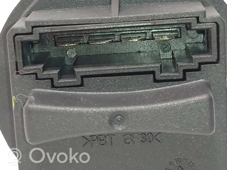 Volvo S60 Lämpöpuhaltimen moottorin vastus F7253002