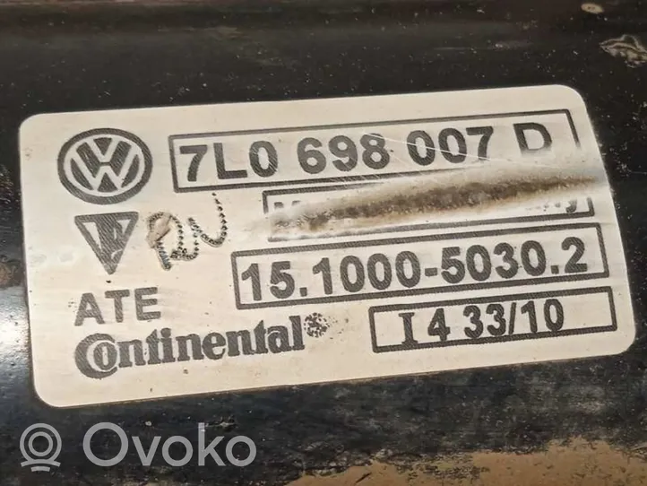 Volkswagen Touareg I Kompresor zawieszenia tylnego pneumatycznego 7L0698007D