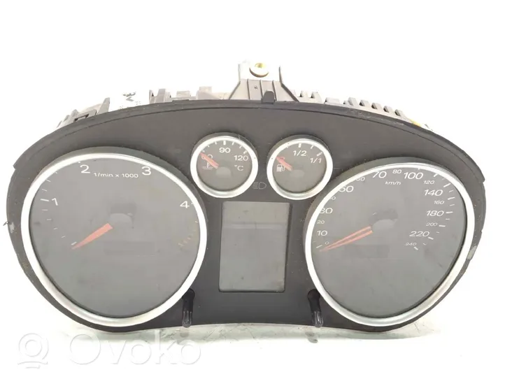 Audi A2 Compteur de vitesse tableau de bord 8Z0920900F