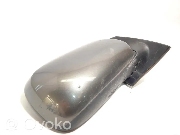 Toyota Corolla Verso E121 Front door electric wing mirror 