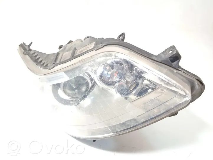 Citroen C4 Aircross Lampa przednia 620655