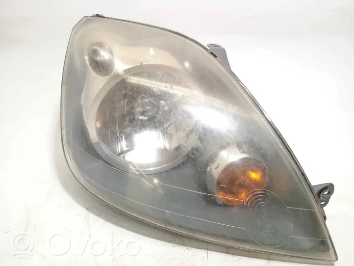 Ford Fiesta Lampa przednia 1415694