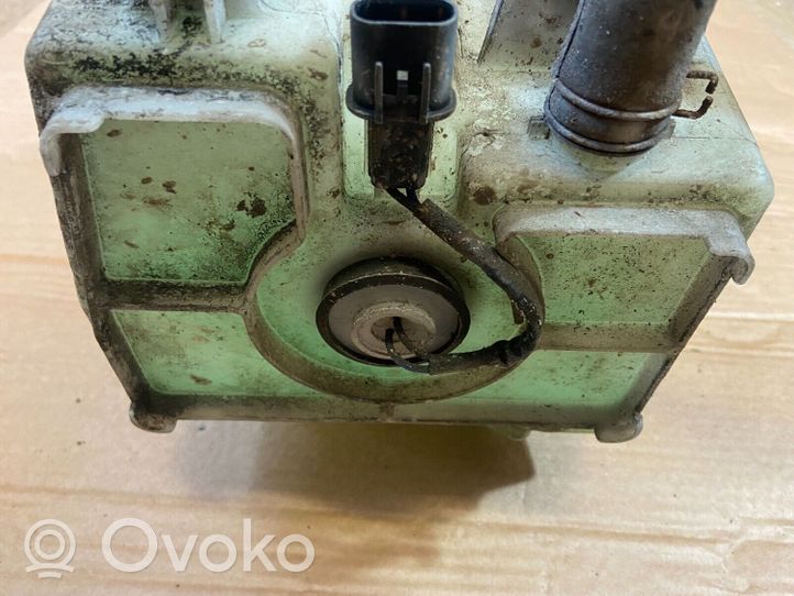 KIA Opirus Бачок оконной жидкости 986103F200