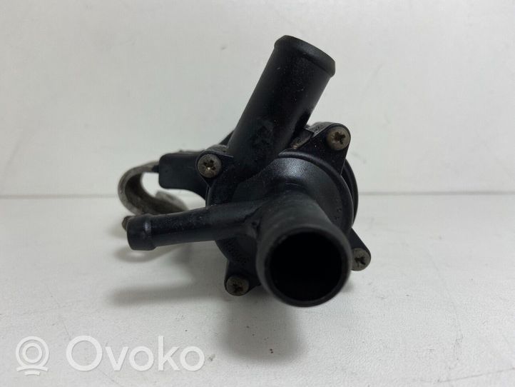 Mercedes-Benz E W210 Zusatzwasserpumpe 0392020043