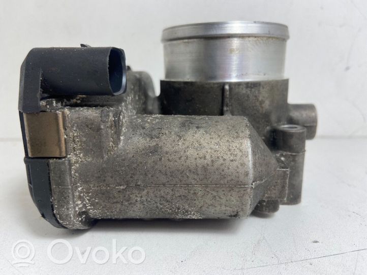 Audi A4 S4 B5 8D Valvola a farfalla 06B133062B