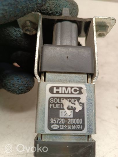 Hyundai Santa Fe Fuel tank cap lock 957202b000