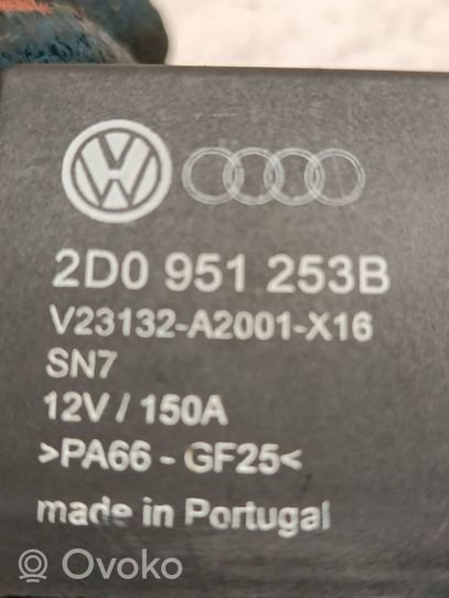 Volkswagen Touareg I Relais de charge 2d0951253b