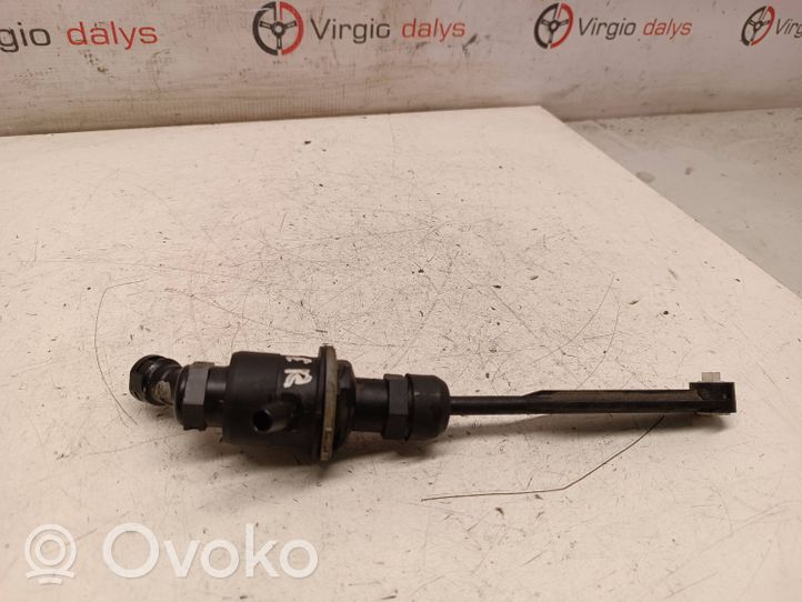 Renault Master III Clutch master cylinder 8200673232