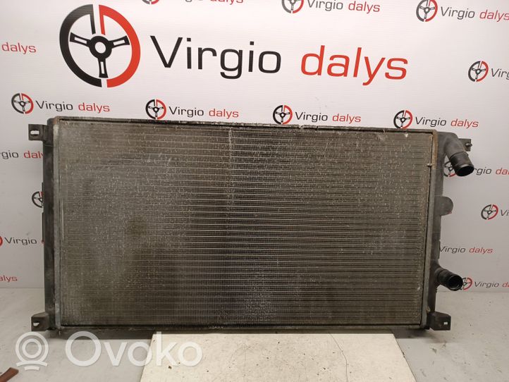 Renault Master II Dzesēšanas šķidruma radiators 872710g