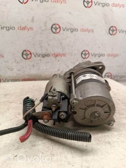 Renault Clio IV Starter motor 233001071R