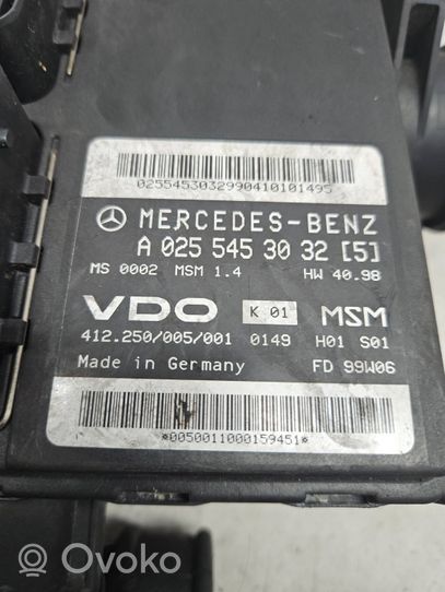 Mercedes-Benz A W168 Dzinēja vadības bloks A0255453032