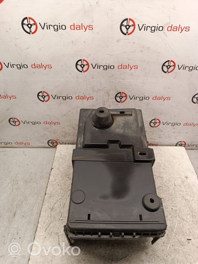 Ford Kuga I Battery box tray 4M5110723