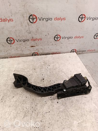 Ford Focus Accelerator throttle pedal 4m519f836bk