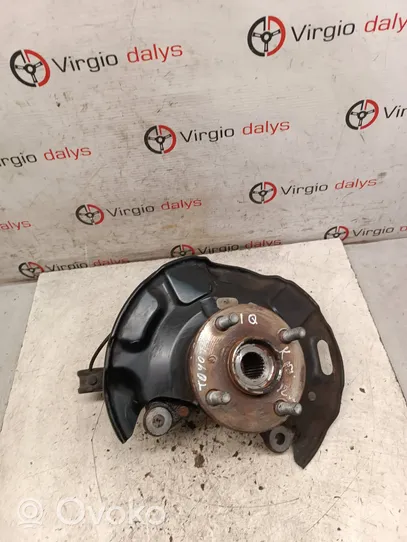 Toyota iQ Front wheel hub 