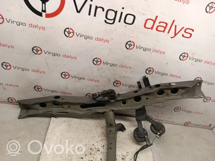 Toyota Avensis T270 Radiatoru paneļa augšējā daļa (televizors) 051321