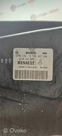 Renault Laguna III Jäähdyttimen jäähdytinpuhaltimen suojus 3136613321