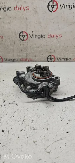 Peugeot 5008 Vacuum pump 9804021880