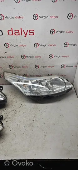 Citroen C4 I Lampa przednia 9646893880