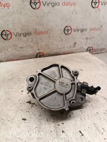 Citroen C4 I Vacuum pump D1561b