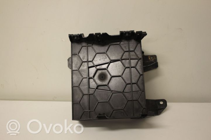 Audi A4 S4 B8 8K Supporto per l’unità di navigazione GPS 8T0907368A