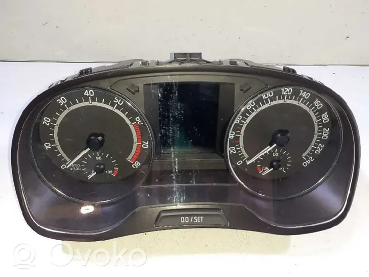 Skoda Fabia Mk3 (NJ) Compteur de vitesse tableau de bord 6V0920746E