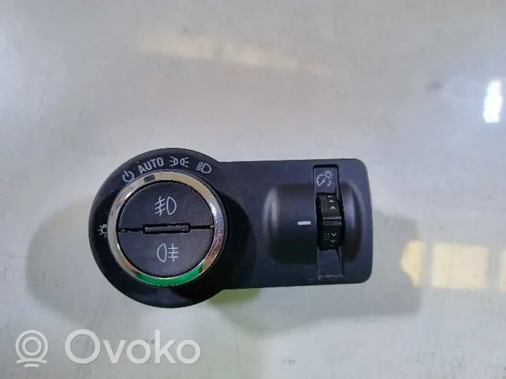 Opel Mokka Mittariston valaistuksen säätökytkin 10026916