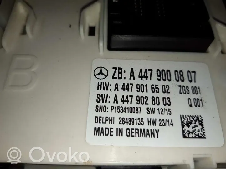 Mercedes-Benz Vito Viano W447 Ramka / Moduł bezpieczników A4479000807