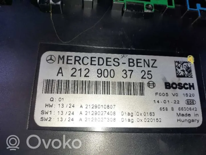 Mercedes-Benz CLK AMG A208 C208 Ramka / Moduł bezpieczników A2319007707