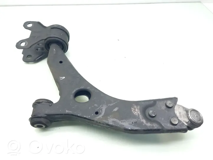 Volvo V40 Braccio di controllo sospensione anteriore 31340231