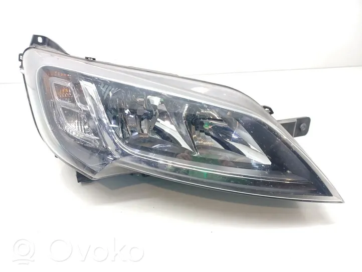 Peugeot Boxer Lampa przednia 1682747580