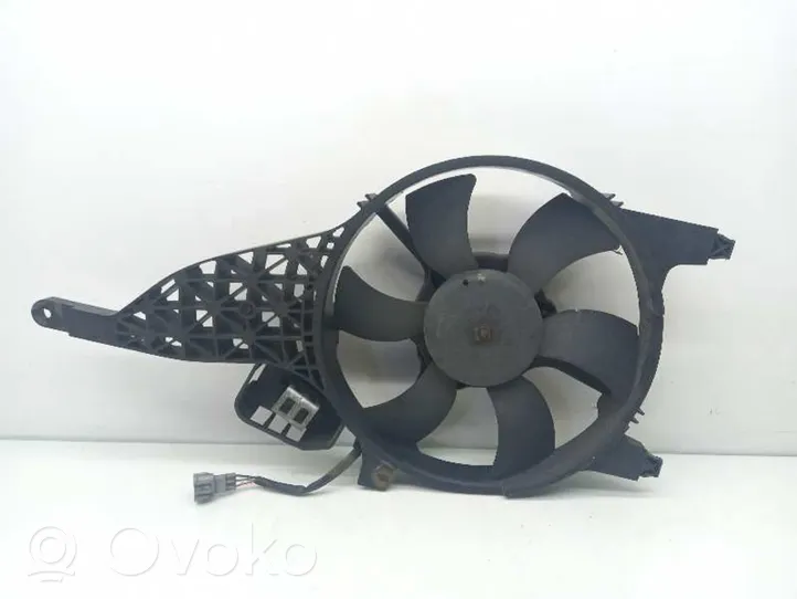 Nissan NP300 Ventilatore di raffreddamento elettrico del radiatore 92120EB400