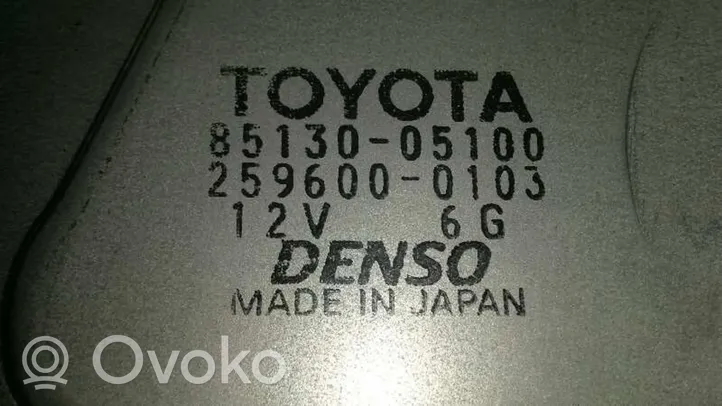 Toyota Avensis T220 Motor del limpiaparabrisas trasero 8513005100