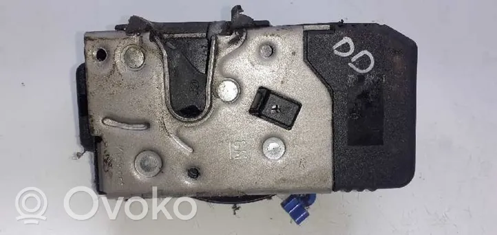 Nissan Primastar Zamek drzwi przednich 8050200QAD