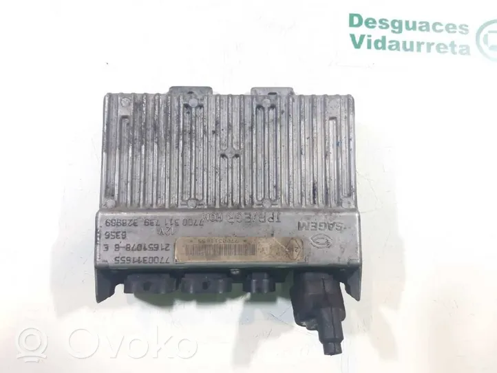 Opel Movano A Komputer / Sterownik ECU silnika 7700311655