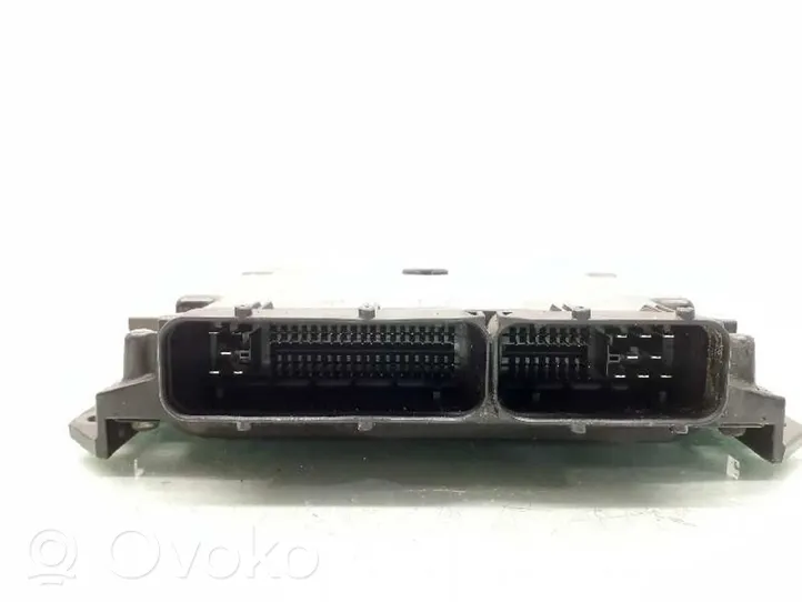 Nissan NP300 Unité de commande, module ECU de moteur 23710EC07E