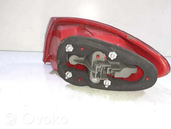 Alfa Romeo 147 Żarówka lampy tylnej 46556349