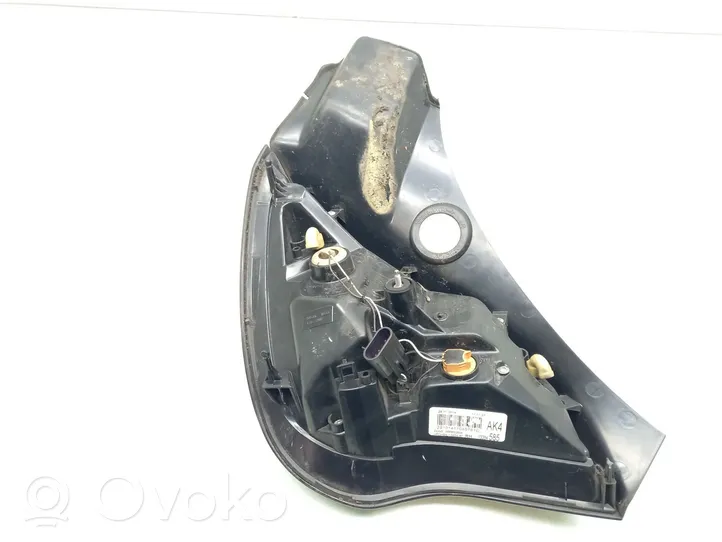 Opel Adam Galinis žibintas kėbule 39025876