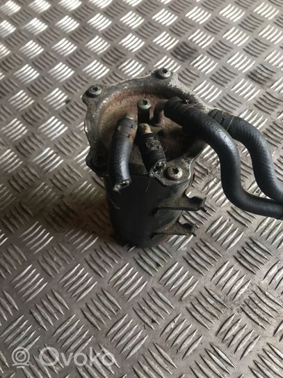 Volkswagen Golf Plus Boîtier de filtre à carburant 1K0127400E